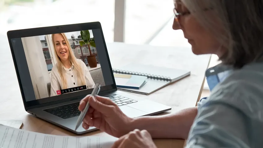 Verzekeraar die WeSeeDo gebruikt om te beeldbellen met cliënten